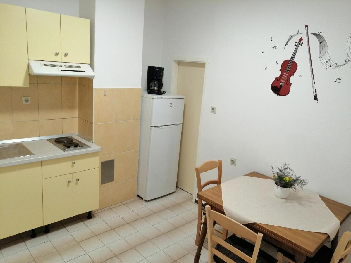 Apartments Branka Ика Экстерьер фото